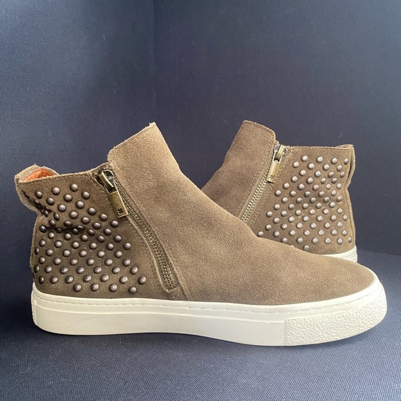 Lucky Brand Suede Leather Studded Zip Side Sneaker Brown-Green Slip on W7.5 - Picture 1 of 9